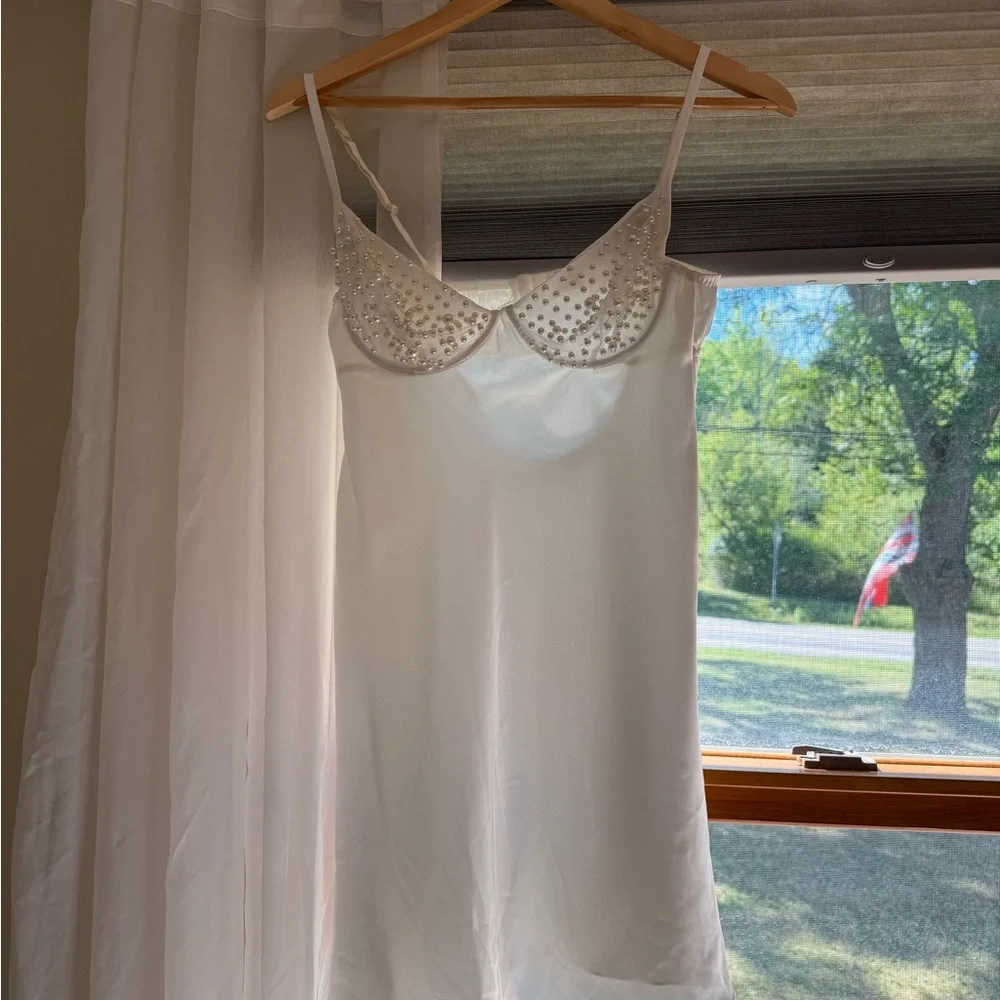 The Robe UA Cassidy Slip Dress - Picture 3 of 12